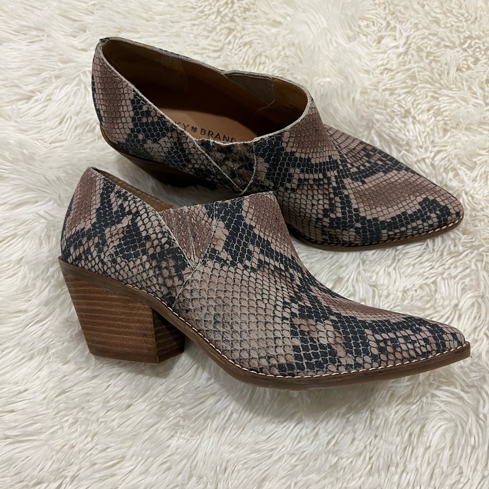 Lucky Brand Tresse Bootie